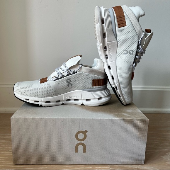 ON Running Cloudnova Women Shoes Size 7 White Pearl - Picture 9 of 12